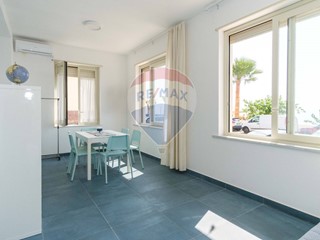 Trilocale in Vendita a Letojanni, 350'000€, 85 m²