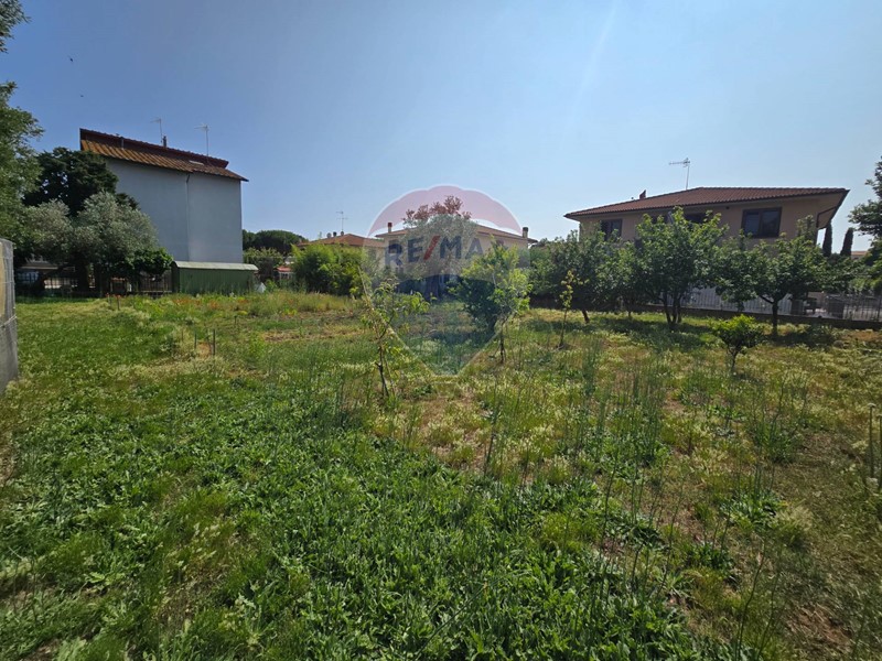 Terreno edificabile in Vendita a Piombino, 138'000&euro;, 850 m²