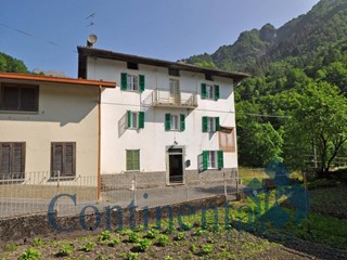 Casa Semi Indipendente in Vendita a Valtorta, 47'000€, 111 m²