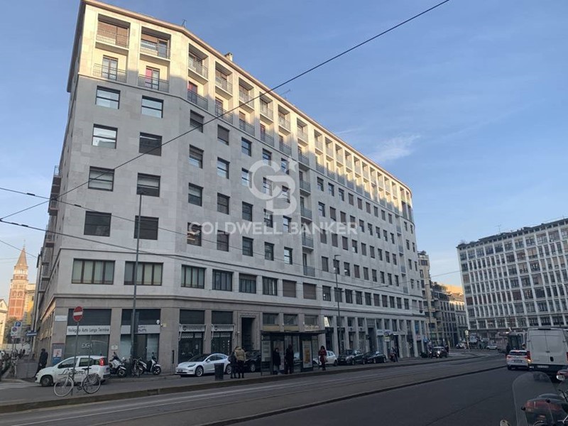 Ufficio in Affitto a Milano, 5'000€, 159 m²