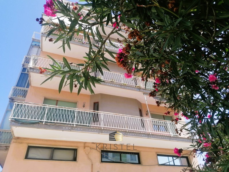 Quadrilocale in Vendita a Pescara, 159'000&euro;, 89 m²