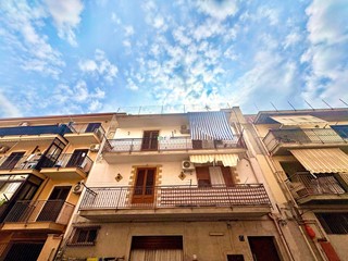 Appartamento in Vendita a Ficarazzi, 135'000€, 125 m²