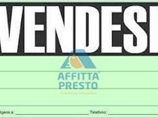 Magazzino in Vendita a Empoli, 40'000€, 43 m²