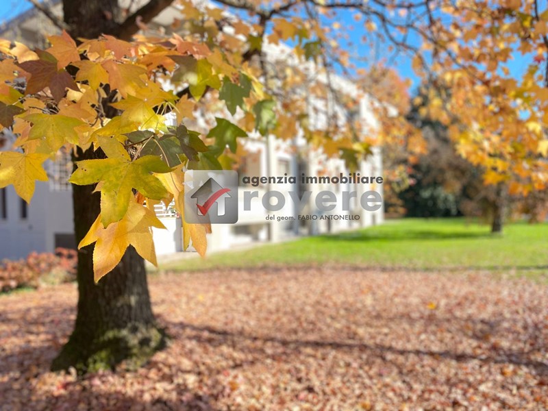 Appartamento in Vendita a Treviso, 260'000&euro;, 180 m²