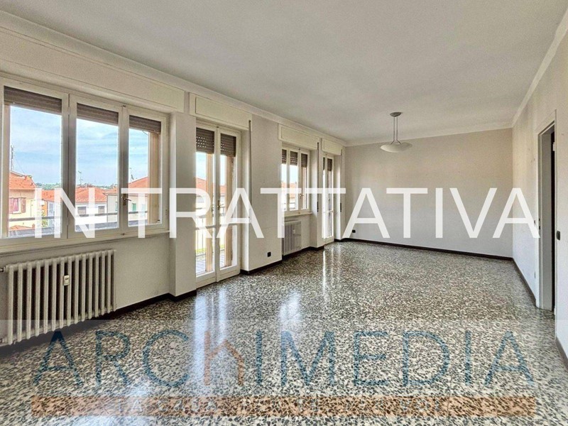 Trilocale in Vendita a Varese, 89'000€, 85 m²
