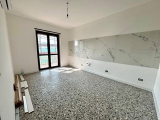 Quadrilocale in Vendita a Alessandria, 95'000&euro;, 90 m²