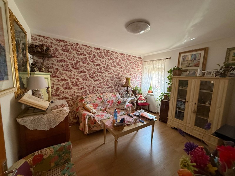 Trilocale in Vendita a Monte Vidon Combatte, 88'000€, 104 m²