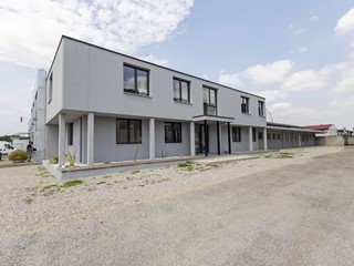 Ufficio in Vendita a Paese, 280'000€, 500 m²