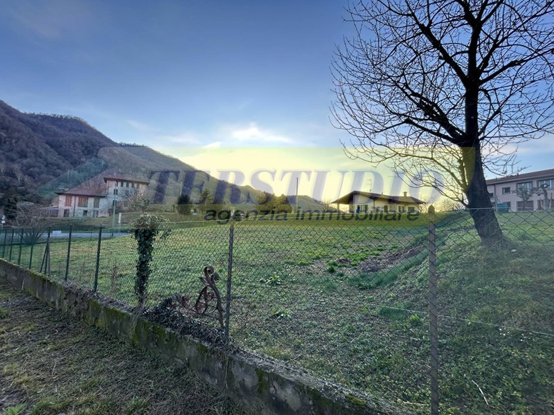 Terreno edificabile in Vendita a Pontida, 150'000€, 2000 m²