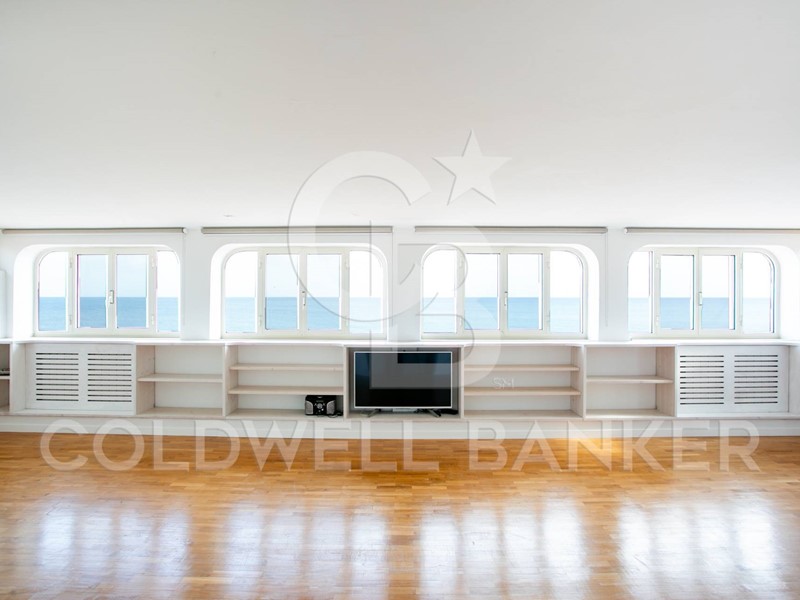 Attico in Vendita a Santa Marinella, 300'000€, 111 m²