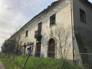 Appartamento in Vendita a Notaresco, 200'000€, 732 m²