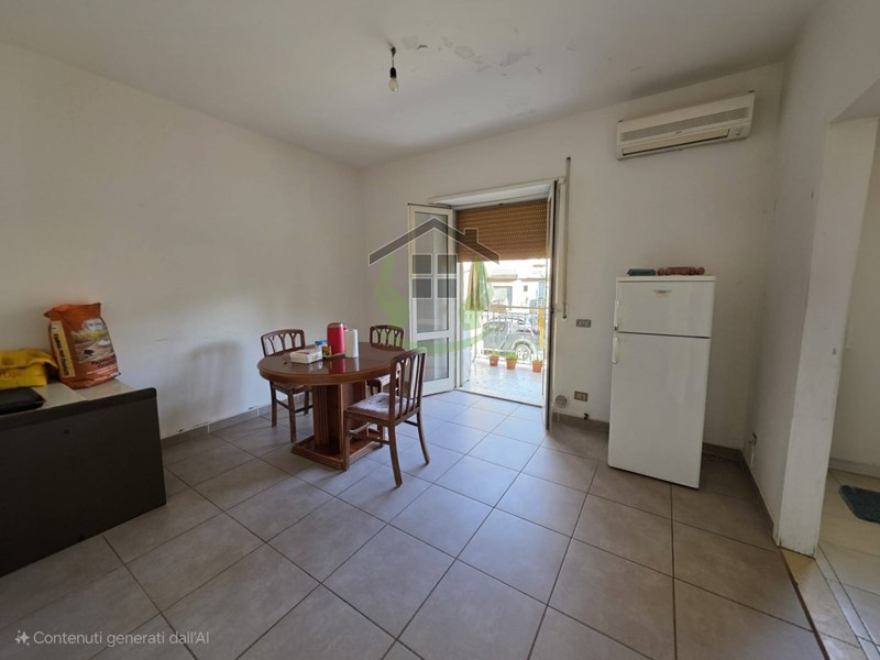 Appartamento in Vendita a Monsampolo del Tronto, 120'000€, 140 m²