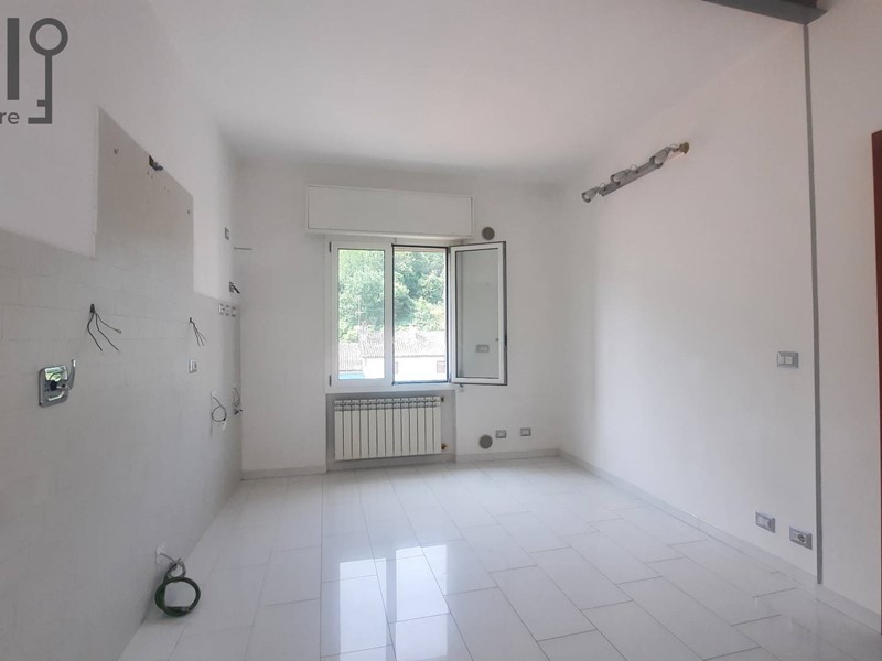Trilocale in Vendita a Altare, 80'000€, 70 m²