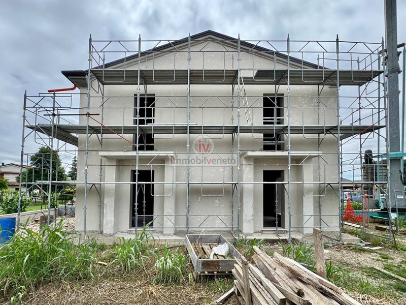 Casa Semi Indipendente in Vendita a Agugliaro, 140'000&euro;, 160 m²