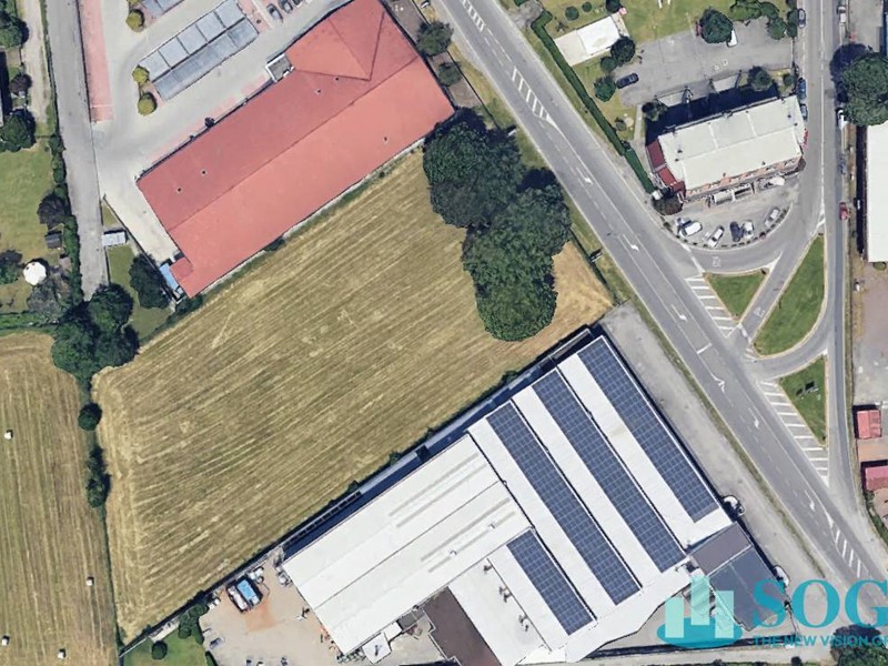 Terreno industriale in Vendita a Caronno Pertusella, 1'600'000€, 6000 m²