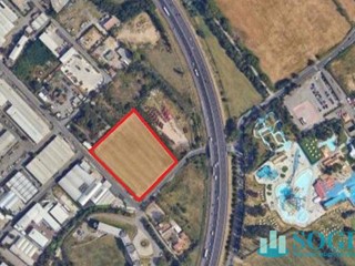 Terreno industriale in Vendita a Milano, 5'250'000€, 15000 m²