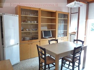 Casa Semi Indipendente in Affitto a Verona, 360€, 135 m²