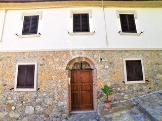 Rustico in Vendita a Rosignano Marittimo, 245'000€, 165 m²