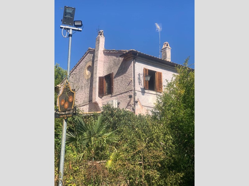 Rustico in Vendita a Ripatransone, 400 m²