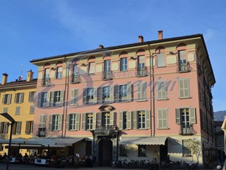 Bilocale in Affitto a Como, 1'250€, 70 m²