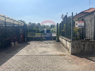 Box in Vendita a Agrate Brianza, 26'000€, 29 m²