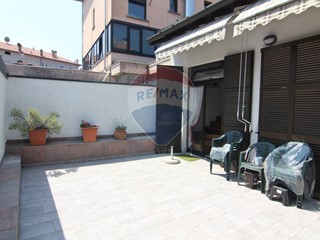 Appartamento in Vendita a Varese, 170'000€, 140 m²