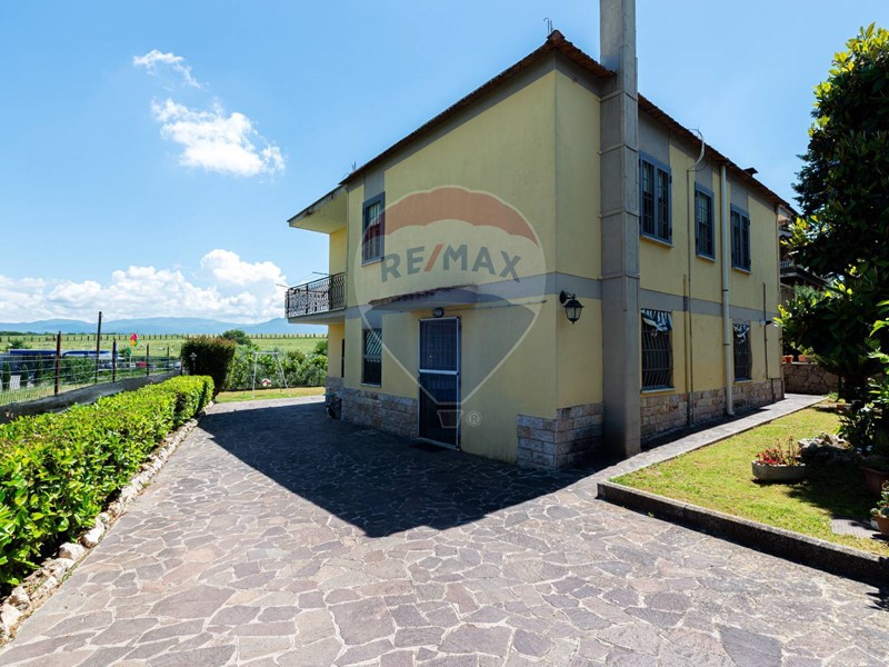 Trilocale in Vendita a Monterotondo, 225'000€, 105 m²