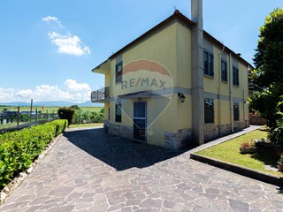 Trilocale in Vendita a Monterotondo, 225'000€, 105 m²