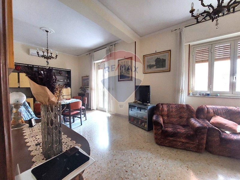 Appartamento in Vendita a Palermo, 258'000€, 123 m²
