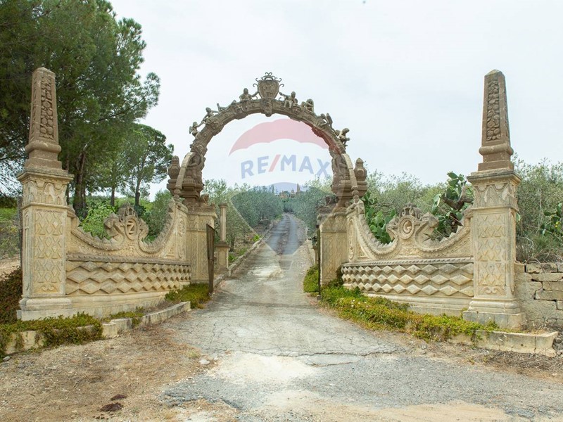 Villa in Vendita a Lentini, 290'000€, 110 m²