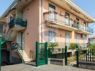 Trilocale in Vendita a Acireale, 97'000&euro;, 110 m²