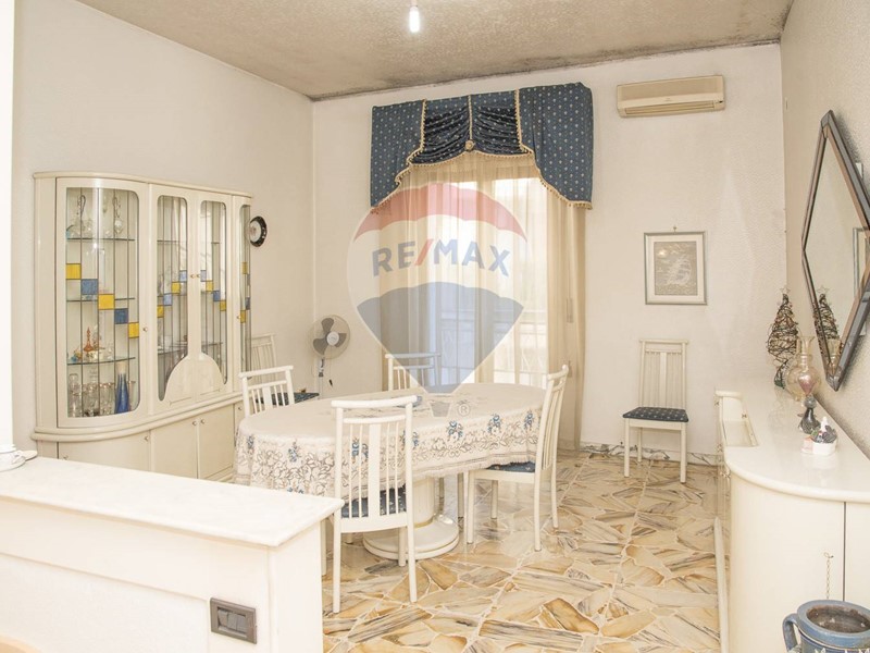 Appartamento in Vendita a Misterbianco, 115'000€, 124 m²