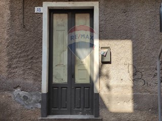 Casa Semi Indipendente in Vendita a Paternò, 30'000€, 50 m²