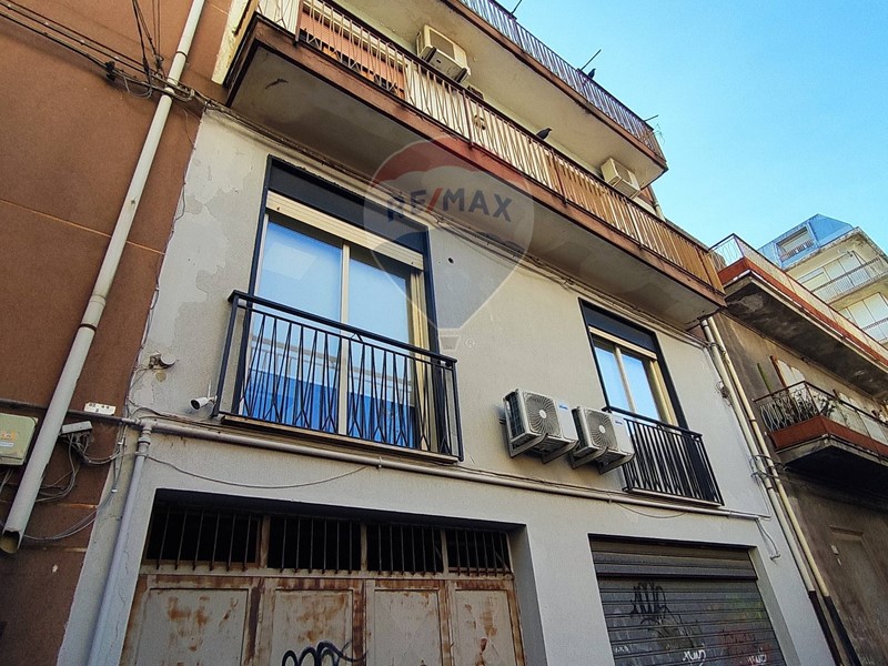 Bilocale in Vendita a Paternò, 45'000€, 65 m²
