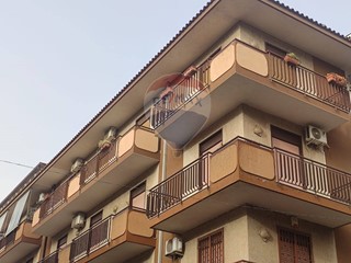 Appartamento in Vendita a Aci Catena, 135'000€, 132 m²