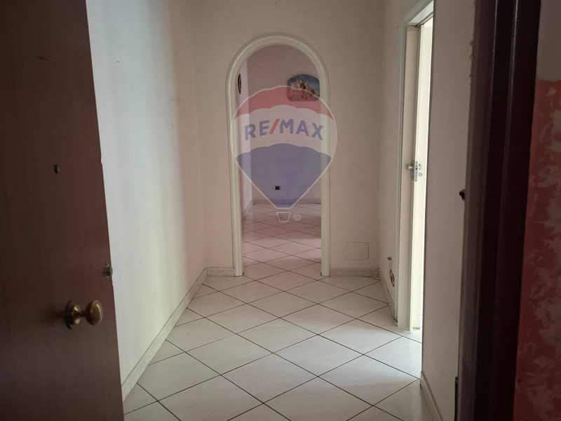 Trilocale in Vendita a Catania, 53'000&euro;, 55 m²