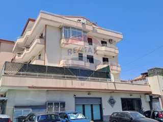 Quadrilocale in Vendita a Catania, 268'000&euro;, 130 m²