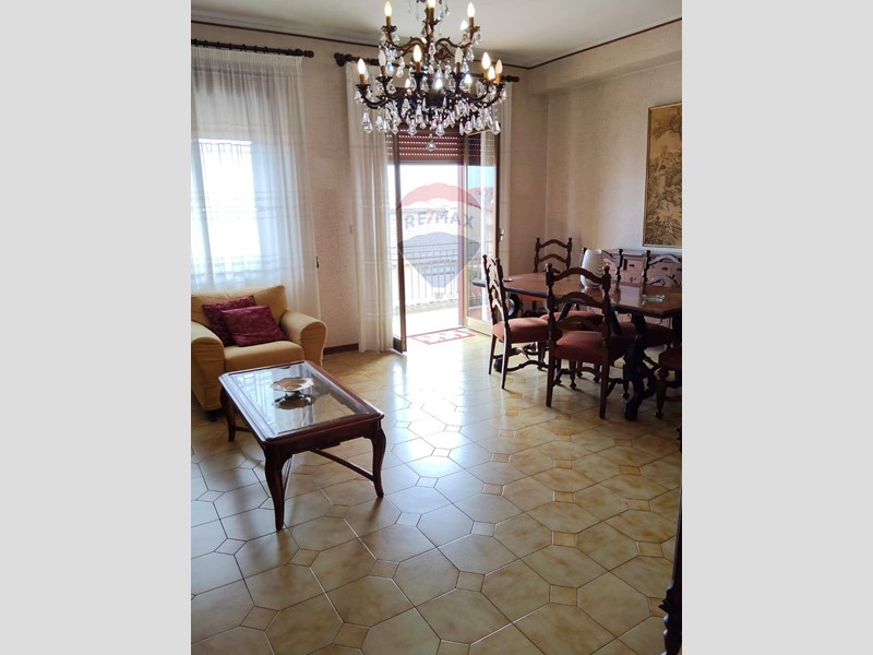 Appartamento in Vendita a Mascali, 99'000€, 113 m²