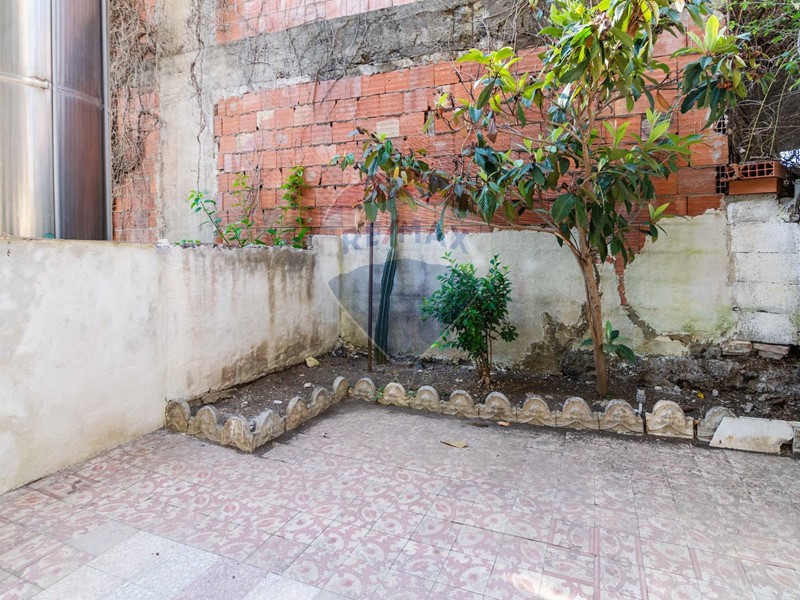 Trilocale in Vendita a Catania, 75'000&euro;, 60 m²