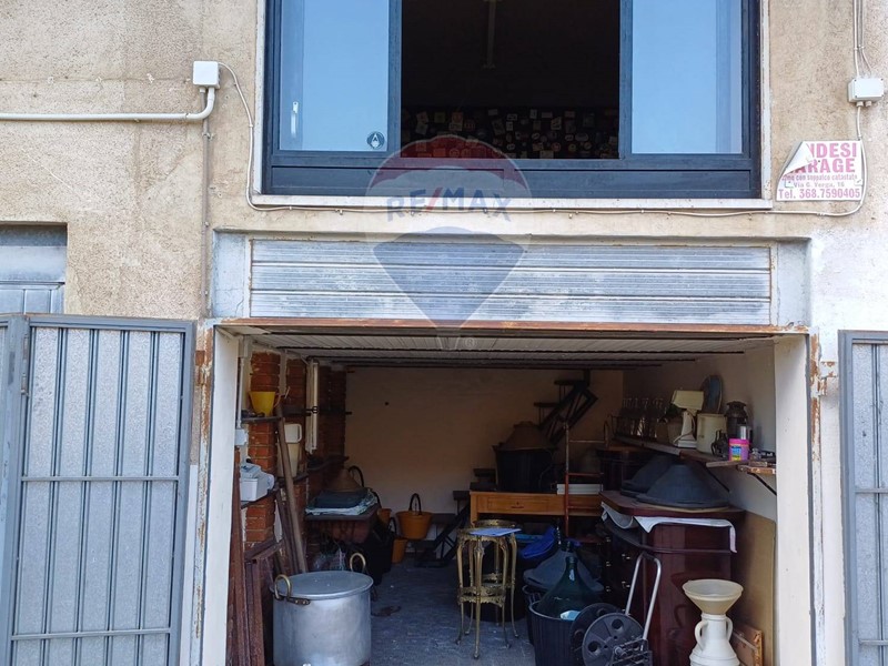 Box in Vendita a Acireale, 27'000€, 22 m²
