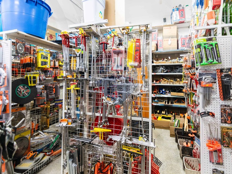 Immobile commerciale in Vendita a Catania, 230'000&euro;, 150 m²