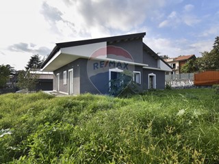 Quadrilocale in Vendita a Mascalucia, 249'000€, 160 m²