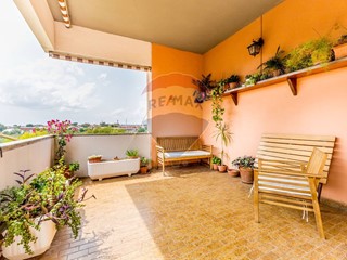 Quadrilocale in Vendita a Roma, 458'000&euro;, 151 m²