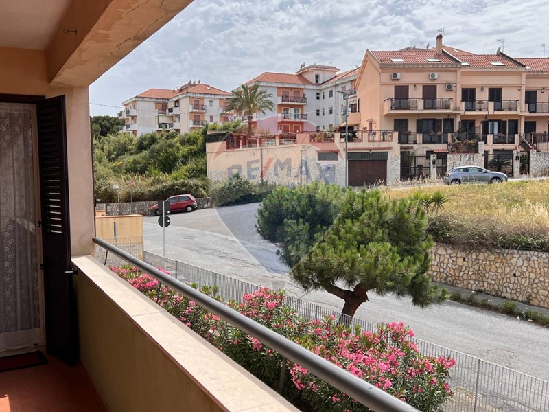 Quadrilocale in Vendita a Messina, 105'000€, 118 m²
