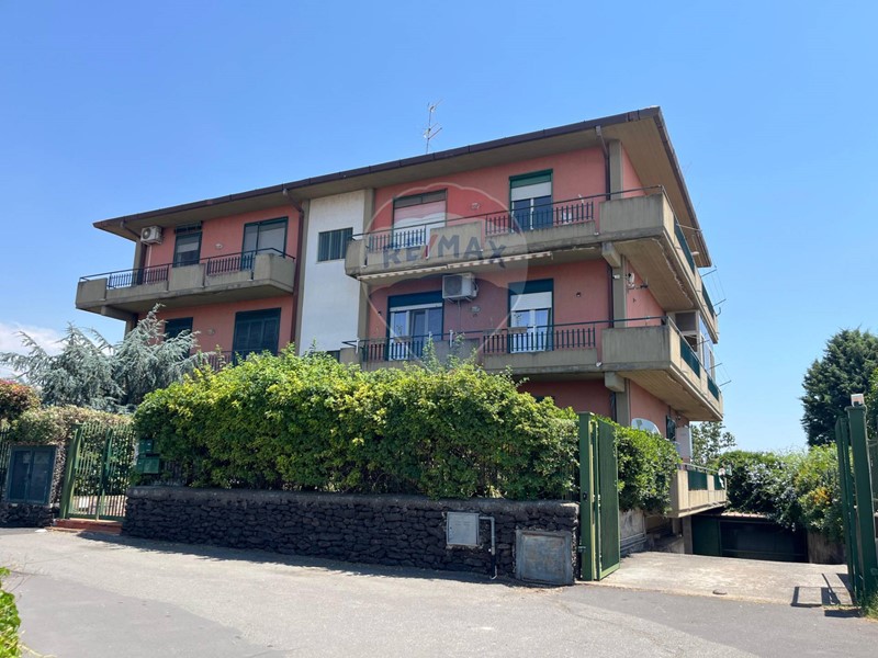 Quadrilocale in Vendita a Mascalucia, 125'000€, 100 m²