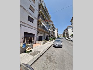 Immobile commerciale in Vendita a Gravina di Catania, 40'000€, 52 m²