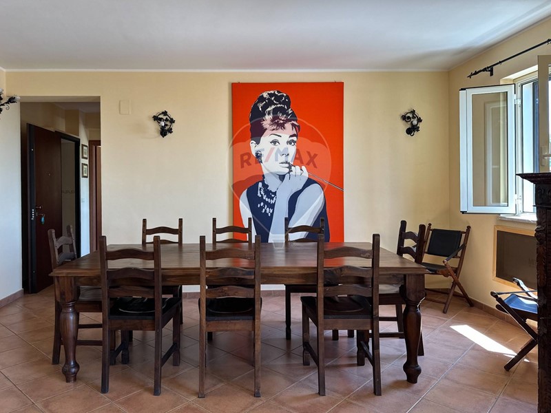 Appartamento in Vendita a Furci Siculo, 170'000€, 123 m²