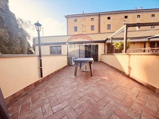 Trilocale in Vendita a Rosignano Marittimo, 159'000€, 91 m²