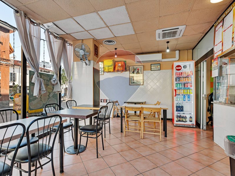 Negozio in Vendita a Gorgonzola, 90'000€, 102 m²