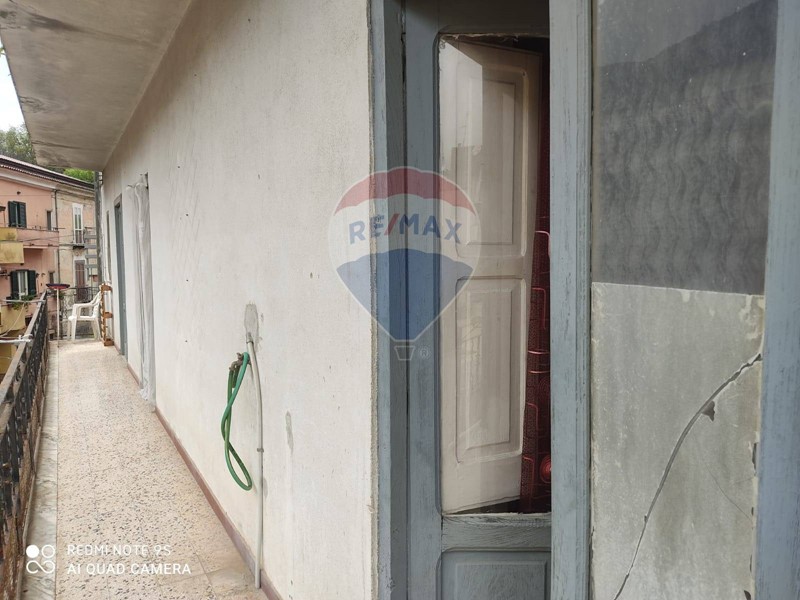 Casa Indipendente in Vendita a Pontelatone, 75'000€, 190 m², con Box